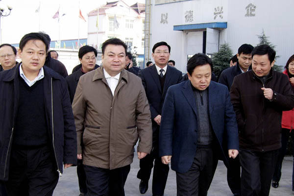 安徽省委副秘书长王福宏观察中德机床 安徽省委副秘书长王福宏观察中德机床